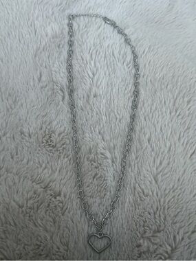 Heart Pendant Chain Necklace - Silver